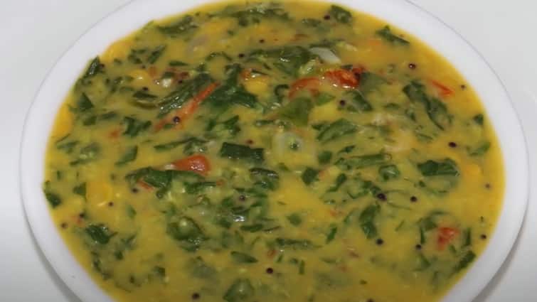 palak dal recipe best combo for white rice Palak Dal : சாதத்திற்கு பக்கா காம்பினேஷன்.. பாலக்கீரை பருப்பு ரெசிபி.. ட்ரை பண்ணி பாருங்க..
