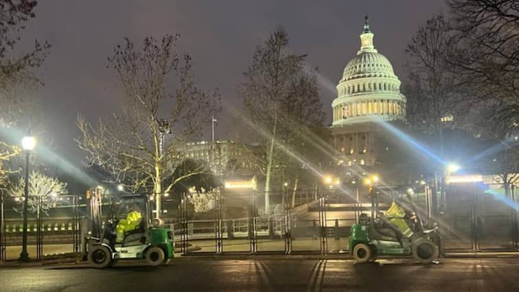 Joe Biden State Of Union Address Fence Drawn Up Around US Capitol January 6 Insurrection Biden Raises Wall Around US Capitol A Day Before His Union Address