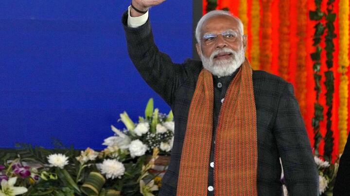 Prime Minister Narendra Modi strategy to get seat in railway opportunity to become an astrologer marathi news PM Modi : रेल्वेत सीट मिळवण्यासाठी मोदींची यु्क्ती भारी, ज्योतिषी बनून साधली संधी! पंतप्रधानांनी सांगितला भन्नाट किस्सा
