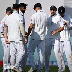 Anderson: 700 விக்கெட்டுகள் வீழ்த்திய முதல் வேகப்பந்து வீச்சாளர்! ஜேம்ஸ் ஆண்டர்சன் கலக்கல் கிளிக்ஸ்!