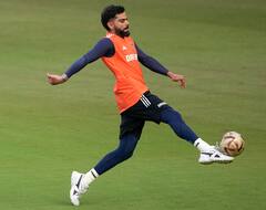 Virat Kohli: जब पिता के निधन के बावजूद कोहली ने खेला था क्रिकेट, ऐसे ही 'महान' नहीं बने विराट