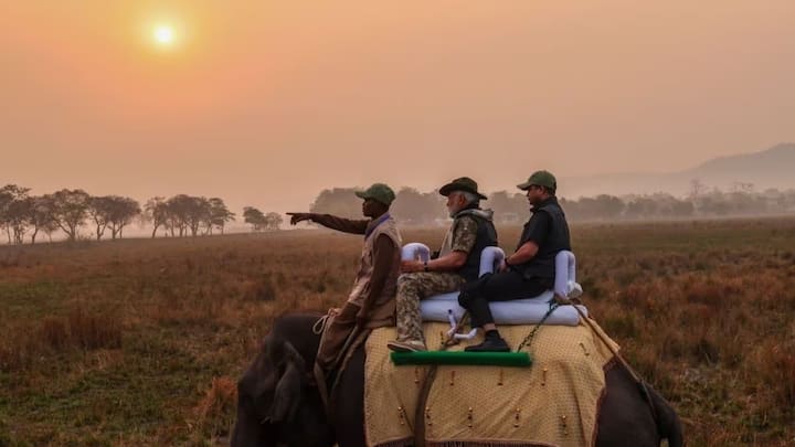 PM Modi in Kaziranga Park: પ્રધાનમંત્રી નરેન્દ્ર મોદી આસામના પ્રવાસે છે. અહીં તેઓ 18 હજાર કરોડ રૂપિયાના ખર્ચના પ્રોજેક્ટનું ઉદ્ઘાટન અને શિલાન્યાસ કરશે.