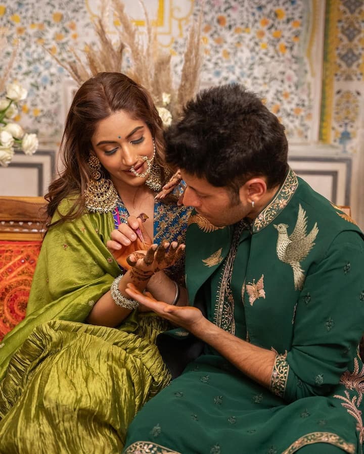 Surbhi shared pictures from her mehendi ceremony on Instagram giving her fans major fashion goals for wedding.