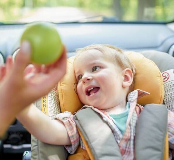 ਜਦੋਂ ਸਫਰ ਦੌਰਾਨ ਬੱਚਿਆਂ ਦੀ ਸਿਹਤ ਖਰਾਬ ਹੋ ਜਾਂਦੀ ਹੈ। ਸਫਰ ਦੌਰਾਨ ਅਕਸਰ ਹੀ ਬੱਚਿਆਂ ਨੂੰ ਉਲਟੀਆਂ ਲੱਗ ਜਾਂਦੀਆਂ ਹਨ, ਜਿਸ ਨਾਲ ਸਫਰ ਦਾ ਸਾਰਾ ਮਜ਼ਾ ਕਿਰਕਿਰਾ ਹੋ ਜਾਂਦਾ ਹੈ।