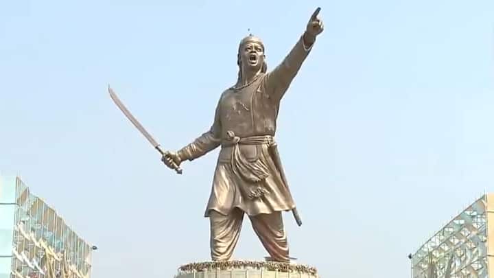 Assam Ahom General Lachit Borphukan Fought Against Mughals 'Statue Of Valour' PM Modi Unveils In Jorhat PM Modi Unveils 125-Foot Bronze Statue Of Ahom General Lachit Borphukan In Assam's Jorhat. WATCH