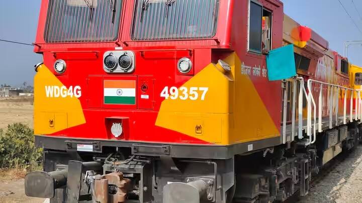 આ ભરતી અભિયાન માટે અરજી કરવાની છેલ્લી તારીખ 8 એપ્રિલ 2024 નક્કી કરવામાં આવી છે. જ્યારે અરજી ફોર્મમાં સુધારા માટેની વિન્ડો 9 એપ્રિલે ખુલશે અને 18 એપ્રિલ, 2024ના રોજ બંધ થશે.