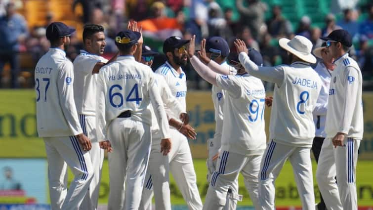 india vs england 5th test match all records broken ravi ashwin joe root IND vs ENG: धर्मशाला टेस्ट में टूटे कई बड़े कीर्तिमान, लगी रिकॉर्ड्स की झड़ी; अश्विन और रूट छाए