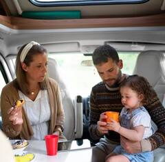 Foods For Kids: ਬੱਚਿਆਂ ਦੇ ਨਾਲ ਟ੍ਰੈਵਲ ਕਰਦੇ ਸਮੇਂ ਨਾ ਕਰੋ ਇਹ ਗਲਤੀਆਂ, ਭੁੱਲ ਕੇ ਵੀ ਨਾ ਖਵਾਓ ਇਹ ਚੀਜ਼ਾਂ