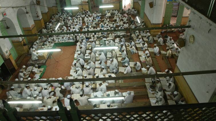 Madrasa In UP 55 out of 145 Madrasa in Ayodhya are illegal order is awaited after investigation ann Madrasa In UP: अयोध्या में 145 मदरसों में से 55 अवैध, एक साल से जांच के बाद आदेश का हो रहा इंतजार