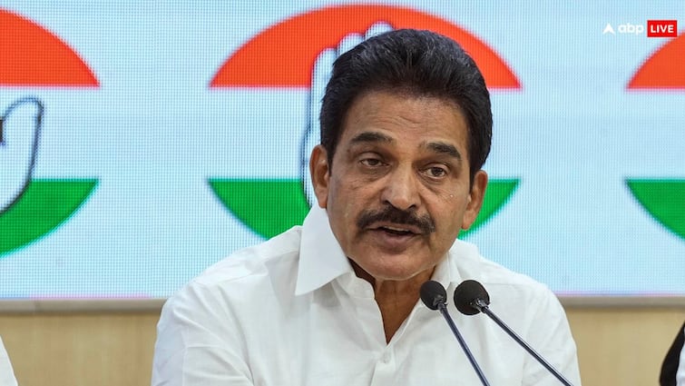 Congress leader KC Venugopal accused the government of sending spyware कांग्रेस नेता केसी वेणुगोपाल के apple फोन में आया स्पाइवेयर का मैसेज, बोले- 'इस गिफ्ट के लिए थैंक यू मोदी जी'