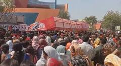 Nagpur News : भाजपतर्फे कामगारांसाठी आयोजित शिबीरात गोंधळ; चेंगराचेंगरी एका महिलेचा मृत्यू 