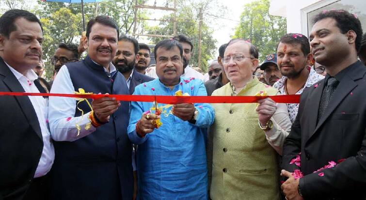 Nagpur News DCM Devendra Fadnavis Inauguration of an inclusive park for the disabled nitin gadkari nagpur maharashtra marathi news दिव्यांगांसाठी उभारण्यात आलेल्या इन्क्लुझिव्ह पार्कचे लोकार्पण; देशातील अव्वल दर्जाचे केंद्र असल्याचे उपमुख्यमंत्री देवेंद्र फडणवीस यांचे प्रतिपादन 