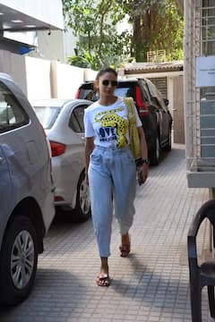 Rakul Preet Singh: ਨਾ ਚੂੜਾ, ਨਾ ਮਾਂਗ 'ਚ ਸਿੰਦੂਰ, ਨਾ ਹੀ ਮੇਕਅੱਪ, ਸਾਦੇ ਲੁੱਕ 'ਚ ਸਪੌਟ ਹੋਈ ਨਵਵਿਆਹੀ ਰਕੁਲ ਪ੍ਰੀਤ ਸਿੰਘ, ਤਸਵੀਰਾਂ ਵਾਇਰਲ