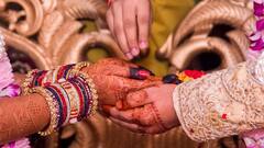 Black to Wedding: রং প্রিয় হলেও থেকে যায় অস্বস্তি, বিয়েবাড়িতে কালো পোশাক পরা যায় কি?