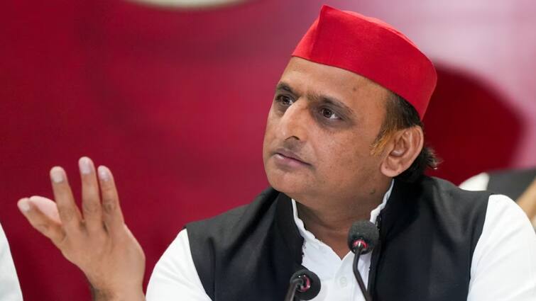 UP Lok Sabha Election 2024 sp leader Akhilesh yadav big master stroke against Jayant Singh ann  Lok Sabha Election: जयंत चौधरी के लिए अखिलेश यादव तैयार कर रहे 'चक्रव्यूह', घेराबंदी तेज, मिला सियासी संकेत