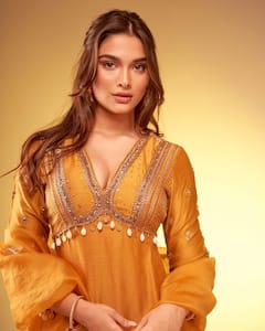 Saiee Manjrekar Photos:  సయీ మంజ్రేకర్ సూపర్ క్యూట్ లుక్స్