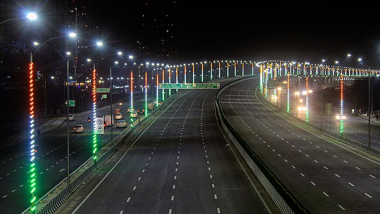 Gurugram police issues traffic advisory PM Modi will inaugurate Dwarka Expressway ann Gurugram News: पीएम मोदी कल करेंगे द्वारका एक्सप्रेसवे का उद्घाटन, ट्रैफिक एडवाइजरी जारी, ये रास्ते रहेंगे बंद