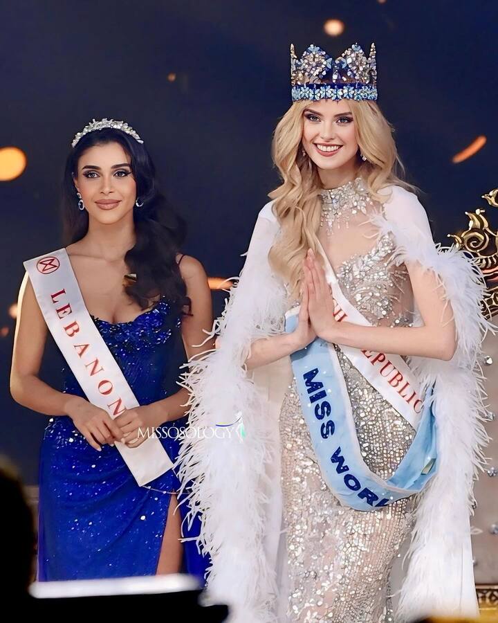 இசையில் ஆர்வம் கொண்ட இவர் புல்லாங்குழல் மற்றும் வயலின் வாசிப்பதில் கைதேர்ந்தவராக கூறப்படுகிறது (Photo Credits : Instagram/missosology)
