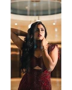 Faria Abdullah: ట్రెండీ లుక్ లో ఫరియా అబ్దుల్లా- చూపులతోనే మత్తెక్కిస్తోందిగా!