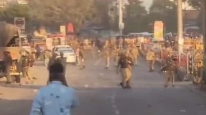 Lucknow Akbarnagar Clash between public and police After LDA Team Negligence UP News: लखनऊ के अकबरनगर में LDA की लापरवाही से बड़ा हादसा, गुस्साई जनता और पुलिस में झड़प