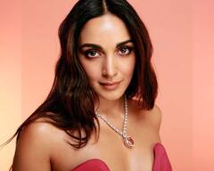 Kiara Advani Photos : செப்பு சிலை போல் தோன்றும் பாலிவுட் நடிகை கியாரா அத்வானி!