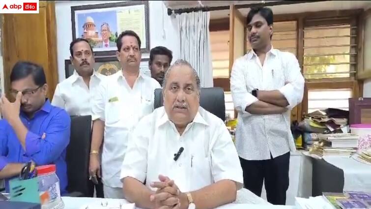 mudragada padmanabham will join ysrcp on march 14th in the presence of cm jagan Mudragada Padmanabham: 'పదవులు వద్దు, సీఎం జగన్ తరఫున ప్రచారం చేస్తా' - వైసీపీలో ముద్రగడ చేరికకు ముహూర్తం ఫిక్స్