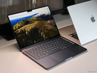 Apple MacBook Air M3 साठी विक्री सुरू; किंमत, फीचर्ससह सर्व माहिती वाचा एका क्लिकवर...