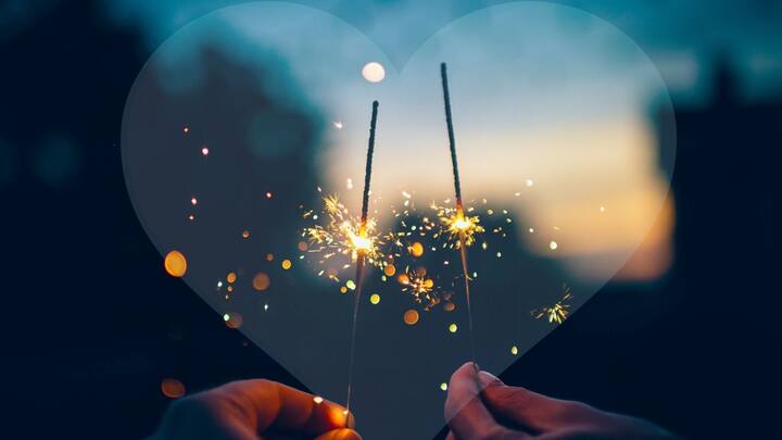 কথা দিয়ে কথা রাখতে পারেন না সকলে। পরিস্থিতি, সময় অনুযায়ী অনেক সময়ই প্রতিশ্রুতি রক্ষা করা যায় না। ছবি: পিক্সাবে।