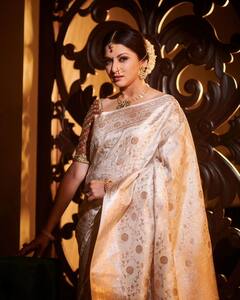 bhagyashree Photo: 55 વર્ષની ઉંમરે પણ ગોર્જિયસ લાગે છે ભાગ્યશ્રી, સાડીમાં આપ્યા સુંદર પોઝ