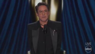 रॉबर्ट की ये शानदार स्पीच का वीडियो हर तरफ वायरल हो रहा है. इस गॉट की स्पीच कह कर शेयर किया जा रहा है.