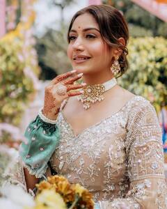 Surbhi Chandna Shares Chooda Ceremony Pics On Gram; Pens Emotional Note