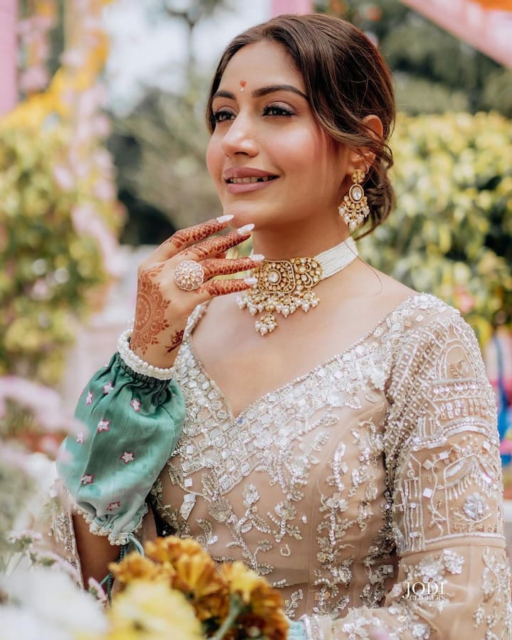 Surbhi Chandna, who is now married to Karan Sharma, shared pictures from her wedding festivities on Gram