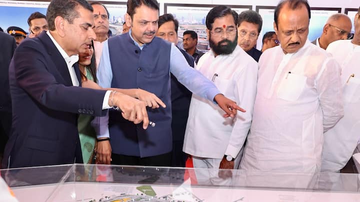 इस महत्वाकांक्षी परियोजना पर 13 अक्टूबर 2018 को काम शुरू हुआ था और इस परियोजना की अनुमानित लागत 12,721 करोड़ रुपये है.