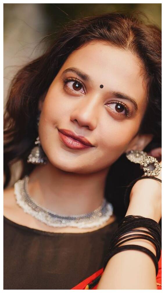 इन एक्ट्रेस ने करियर के लिए छोड़ा घर