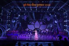 Zee Chitra Gaurav Award 2024 : 'शिल्पा शेट्टी' च्या लावणीने वाढली 'झी चित्र गौरव' सोहळ्याची शान!