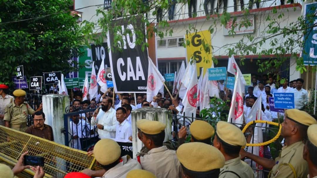 'Divisive, Communal': Here's What Oppn Parties Said As Centre Notifies CAA Rules Congress, Mamata, Kerala CM Vijayan 'Divisive, Communal, Attempt To Polarise': Here's What Oppn Parties Said As Centre Notifies CAA Rules