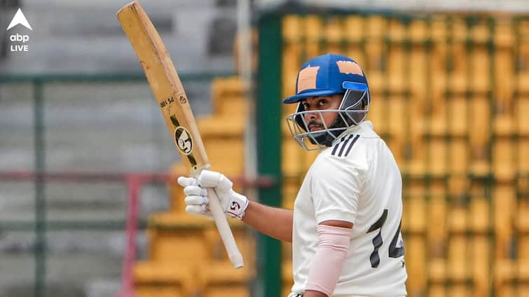 Ranji Trophy 2024 Final Prithvi Shaw's Reaction After Getting Clean Bowled By Yash Thakur Goes Viral Watch Ranji Trophy 2024 Final: দুরন্ত ডেলিভারিতে উড়ে গেল স্টাম্প, বোল্ড হয়ে বিশ্বাসই হচ্ছিল না পৃথ্বীর