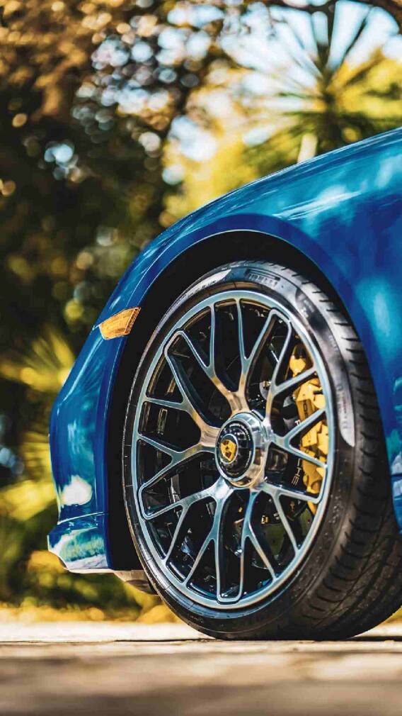 Tire & road color : रस्ता आणि टायरचा कलर काळा असण्याचं कारण काय ?