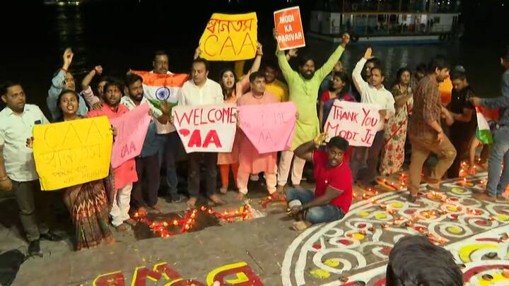 বিজেপির রাজ্য সভাপতি সুকান্ত মজুমদার বলেছেন, দেখুন কেন্দ্রীয় স্বরাষ্ট্রমন্ত্রী অমিত শাহ আগেই জানিয়েছেন, যে এটা রুলস-রেগুলেশন কার্যকর হয়ে যাবে। তো চালু হয়ে গিয়েছে। আমরা যা বলি, তাই করি।'