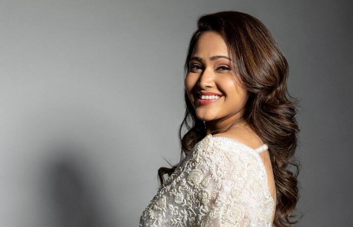 விஜய் டிவியில் ஒளிபரப்பான 'கனா காணும் காலங்கள்' தொடர் மூலம் சின்னத்திரையில் அறிமுகமானவர் பிரியா.