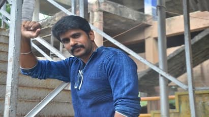 Actor Shree gets emotional about caste politics in industry Actor Shree : இவன் அவனா?ன்னு கேட்டாங்க.. ஜாதி ரீதியாக அவமானம்.. எமோஷனலாக பேசிய நடிகர் ஸ்ரீ  