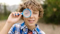 Myopia : मुलांवर होऊ शकतो या आजाराचा परीणाम ! जाणून घ्या काय आहे मायोपिया आजार ?