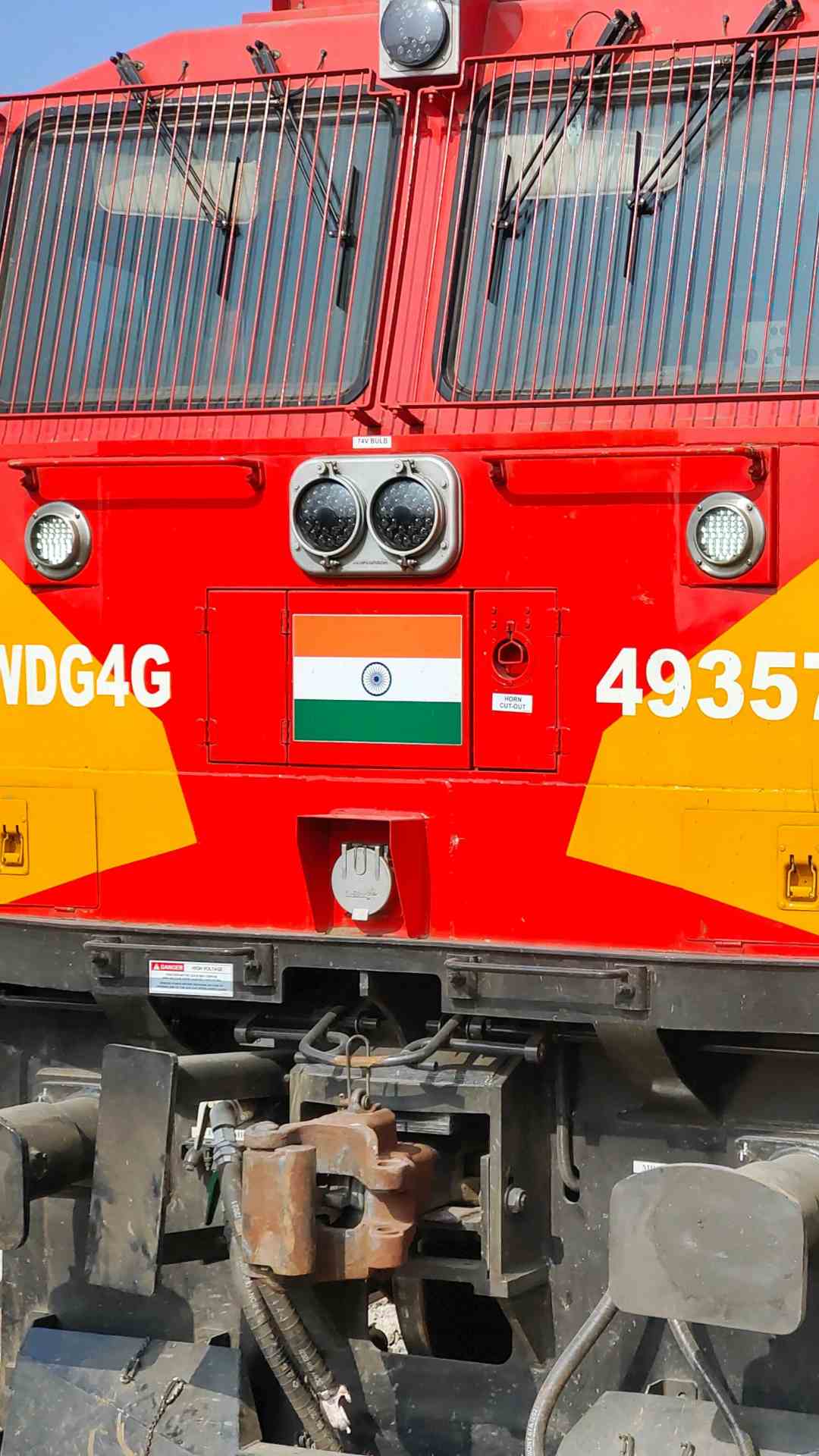 रेलवे विभिन्न प्रकार की चीजों के