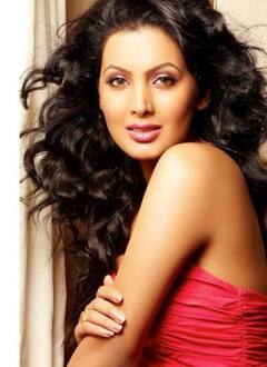 इमरान हाशमी के साथ रोमांस कर चुकी हैं ये एक्ट्रेस आज हैं क्रिकेटर की वाइफ, फिल्मों के बाद अब जी रही ऐसी जिंदगी, पहचाना क्या?