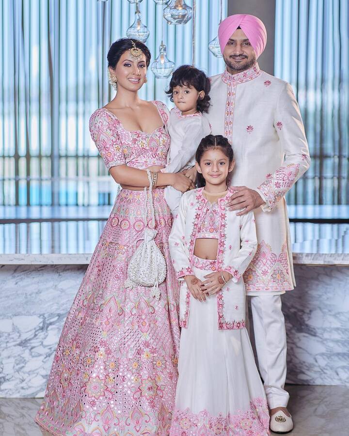 बता दें कि गीता और हरभजन दो बच्चों एक बेटी और एक बेटे के पेरेंट्स बन चुके हैं.
