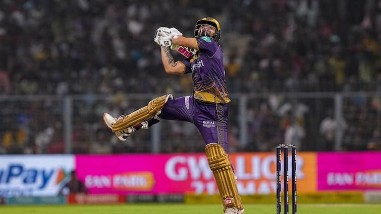 Rinku Singh Six Hits Young Fan IPL 2024 Batter Offers Signed KKR Hat As Apology Viral Video Watch Kolkata Knight Riders Rinku Singh's Six Hits Young Fan, Batter Offers Signed KKR Hat As Apology- WATCH