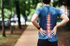 क्या आपको भी बॉडी में लगातार बना रहता है दर्द ? ये हो सकती है वजह और यहां है दर्द से छुटकारा पाने का परमानेंट इलाज