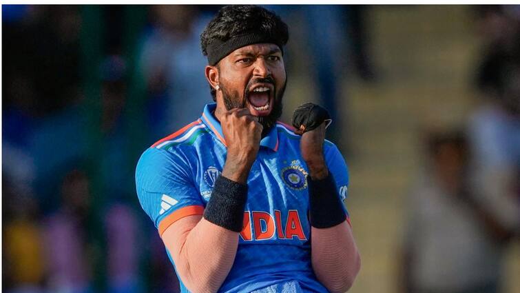 IPL 2024 Captain Hardik Pandya Offers Puja as He Reunites With Mumbai Indians Mumbai Indians: డ్రెస్సింగ్‌ రూంలో పాండ్యా పూజలు, ఇక ఐపీఎల్‌ వేట షురూ