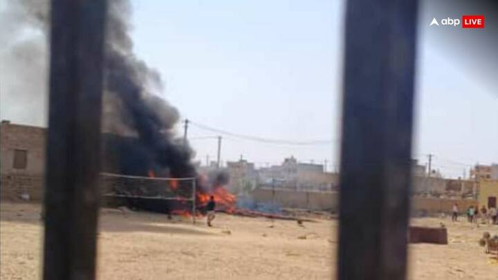 Tejas Aircraft Accident crashes in Jaisalmer part of exercise Bharat Shakti जैसलमेर में आग का गोला बनकर गिरा IAF का तेजस एयरक्राफ्ट, पायलट ने कूदकर बचाई जान