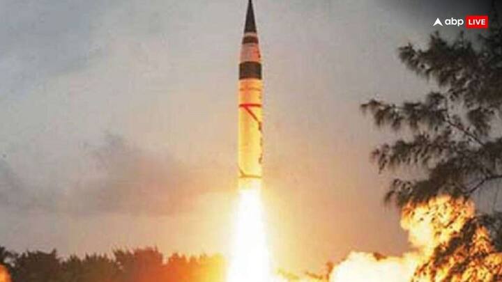 एमआईआरवी तकनीक की वजह से अग्नि-5 मिसाइल कई स्थानों पर कई हथियार को तैनात कर सकती है.